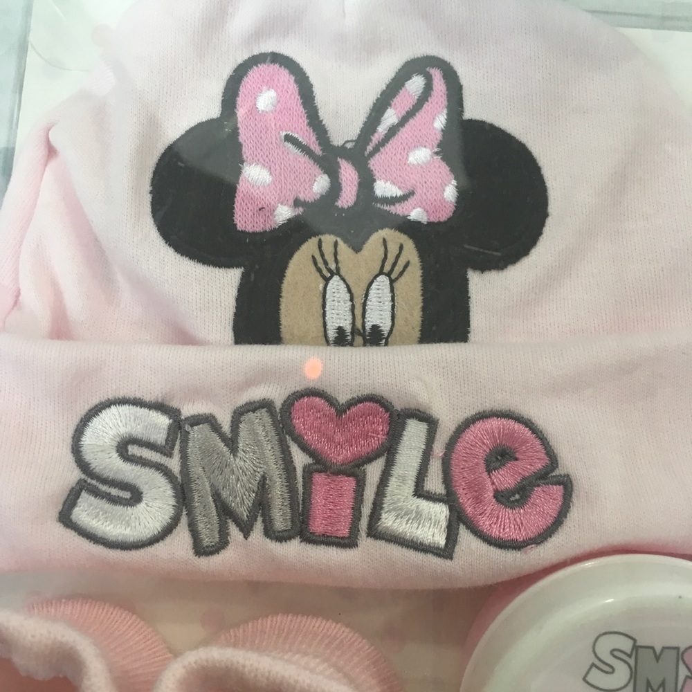 Disney Baby Minnie Mouse 3 Piece Gift Set - Picture 2 of 7